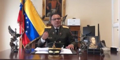 Agregado militar de Venezuela en Washington anunció respaldo a Guaidó.